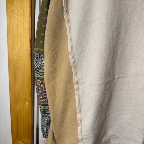 Easel Boho Patched Long Sleeved Casual Top - Picture 3 of 11